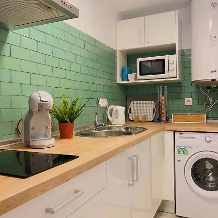 En La Carihuela-costa Del Sol Apartamento *