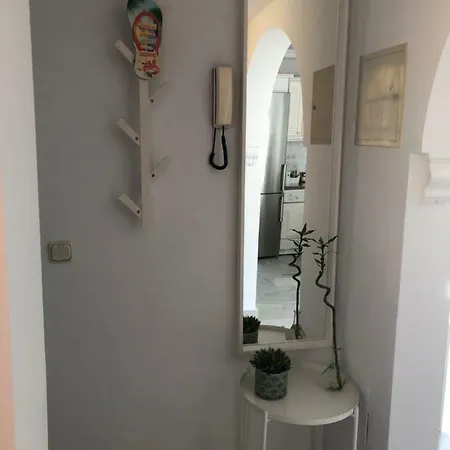 Lägenhet En La Carihuela-costa Del Sol