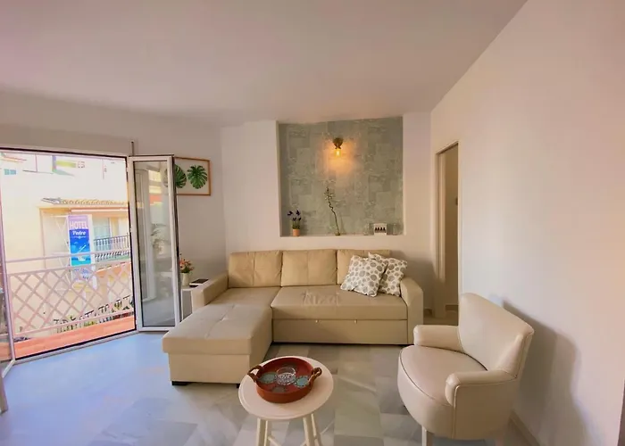 Appartamento En La Carihuela-costa Del Sol